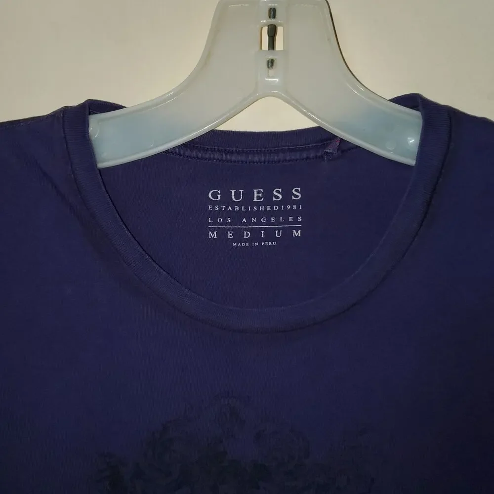 Guess Men's V-Neck T-shirt New York Paris London purple size Medium - Picture 6 of 7